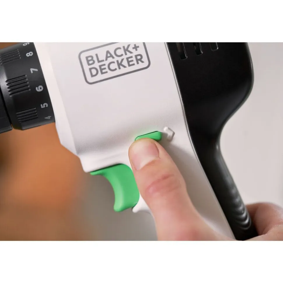 Akumulatorowa wiertarko-wkrętartka Black+Decker Reviva, 12 V
