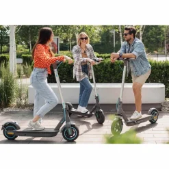 Hulajnoga elektryczna Motus Scooty 10 2022, silnik 350 W, 60 km zasięgu