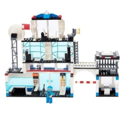 Klocki posterunek 653 elementy, 5 figurek