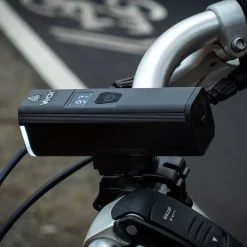 Lampka rowerowa przednia VAYOX VA0071, 1300 lm, akumulatorowa, z wyświetlaczem LED