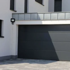 Naświetlacz LED Sanico SMD PIR, 10 W, 6500K, czujnik ruchu i zmierzchu
