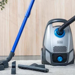 Odkurzacz workowy BLACK+DECKER, 700 W, z filtrem HEPA13