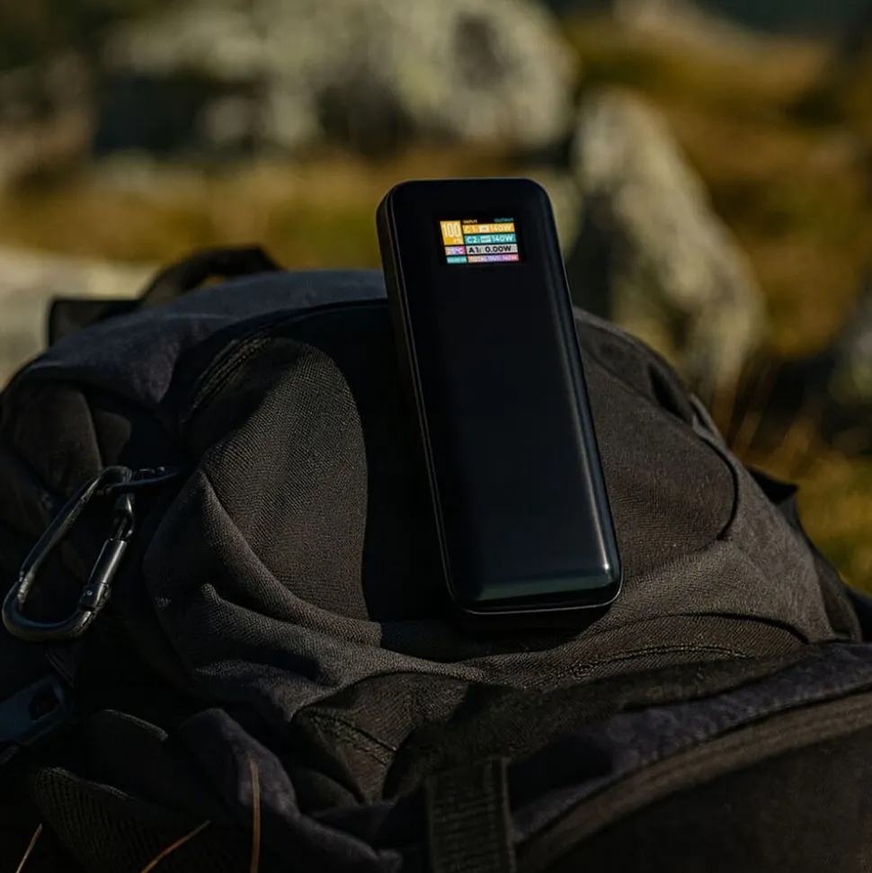Powerbank Blow PB 30B, 27000 mAh, 140 W, z wyświetlaczem, czarny