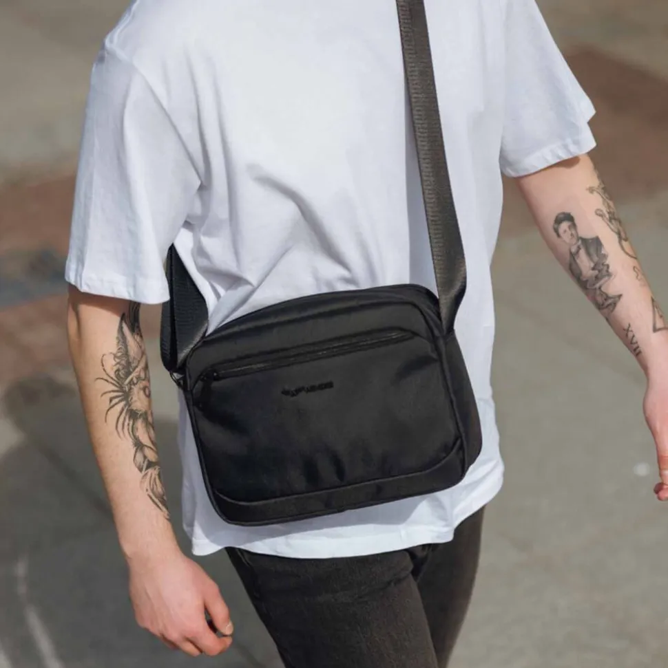 Torba męska crossbody Wings Brant BRT01, 28 x 9 x 21 cm, 5 l, czarna