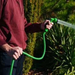 Wąż ogrodowy Tracer TPE, 10-30 m, ze zraszaczem