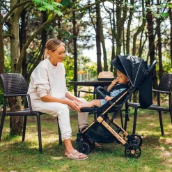 Wózek spacerowy MoMi Estelle Gold składany w walizkę, lekki, szaro-złoty
