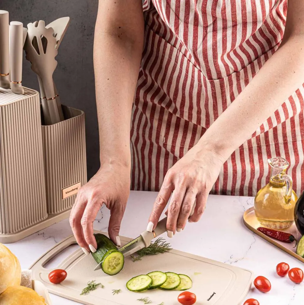 Zestaw przyborów kuchennych Klausberg, 12 elementów, z nożami i deską, beżowe